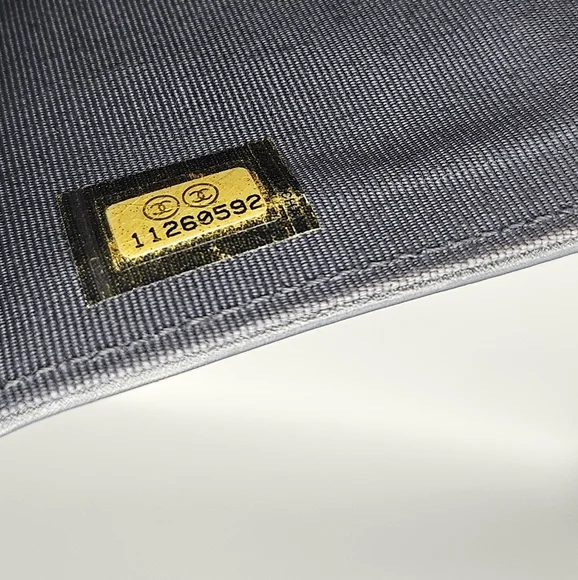 🩶CHANEL Grey Authentic Tri-fold Wallet/Clutch🩶 - Picture 9 of 17